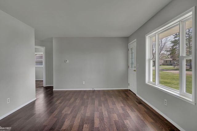 1201 Thelma Street, Mount Morris, MI 48458