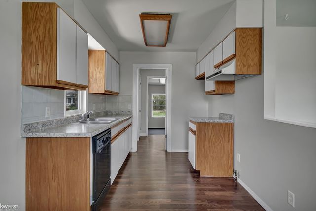 1201 Thelma Street, Mount Morris, MI 48458