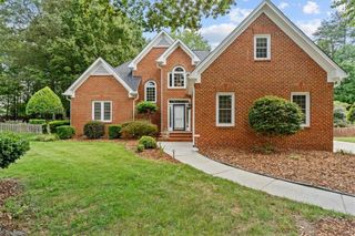 4918 Setter Court, Jamestown, NC 27282