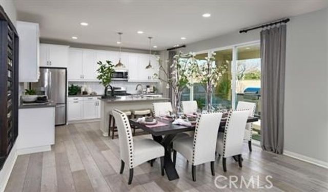405 Knotgrass Street, Hemet, CA 92543