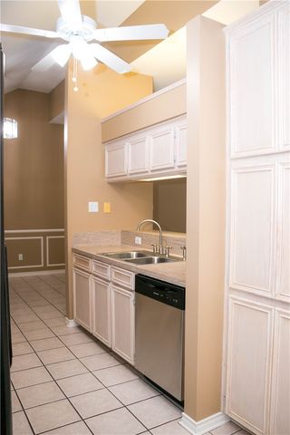 4630 Willowick Dr, Corpus Christi, TX 78413