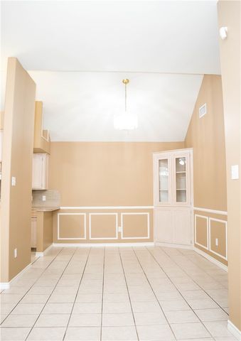 4630 Willowick Dr, Corpus Christi, TX 78413