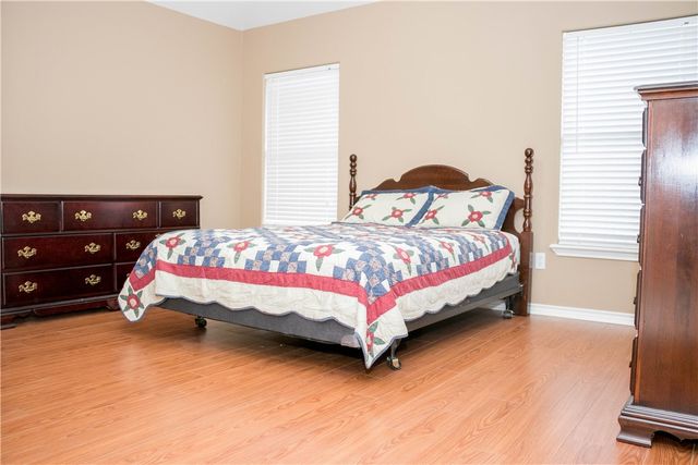4630 Willowick Dr, Corpus Christi, TX 78413