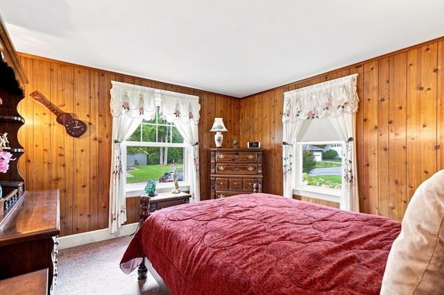 11 Kimball Rd, Methuen, MA 01844