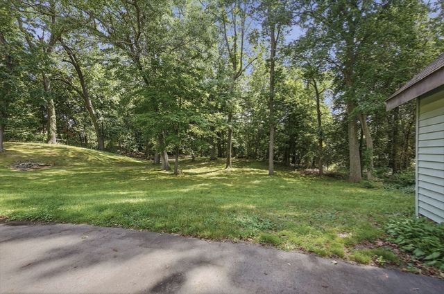 11 Kimball Rd, Methuen, MA 01844