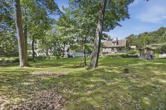 11 Kimball Rd, Methuen, MA 01844