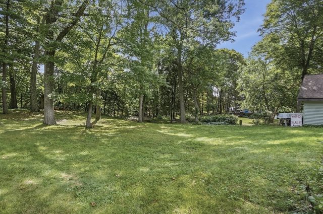 11 Kimball Rd, Methuen, MA 01844