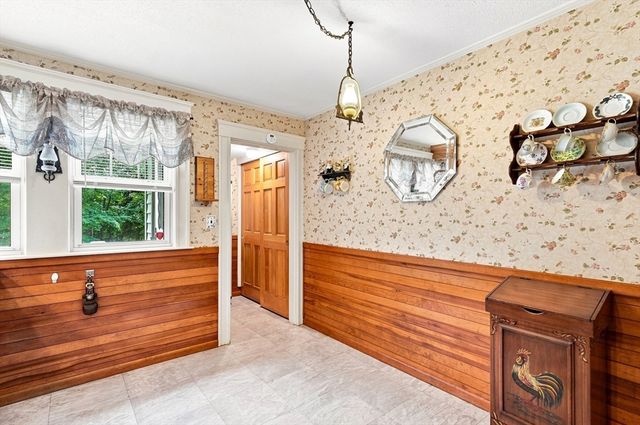 11 Kimball Rd, Methuen, MA 01844