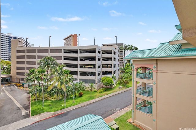 1080 Ala Napunani Street 419, Honolulu, HI 96818