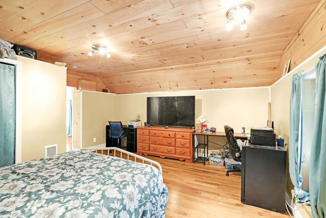 191 Main Street, Alton, NH 03809