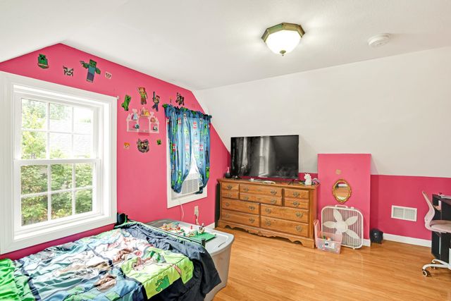 191 Main Street, Alton, NH 03809