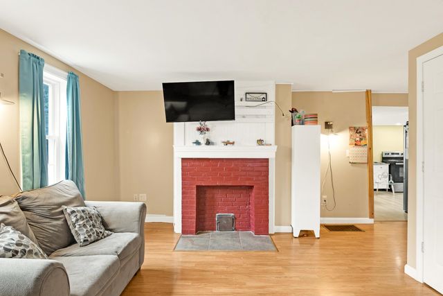 191 Main Street, Alton, NH 03809