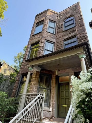 907-909 W Webster Avenue, Chicago, IL 60614