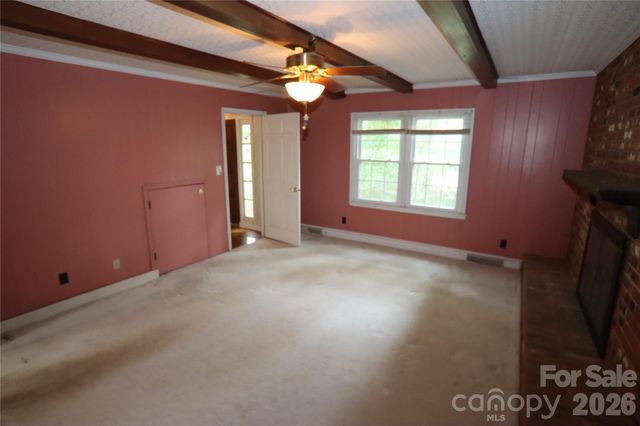 607 Willow Lane, Harrisburg, NC 28075