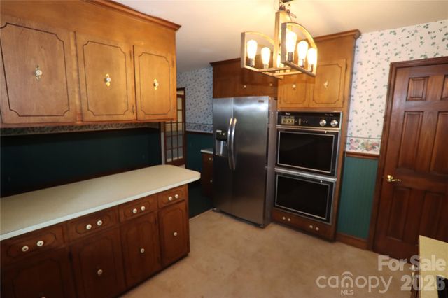 607 Willow Lane, Harrisburg, NC 28075