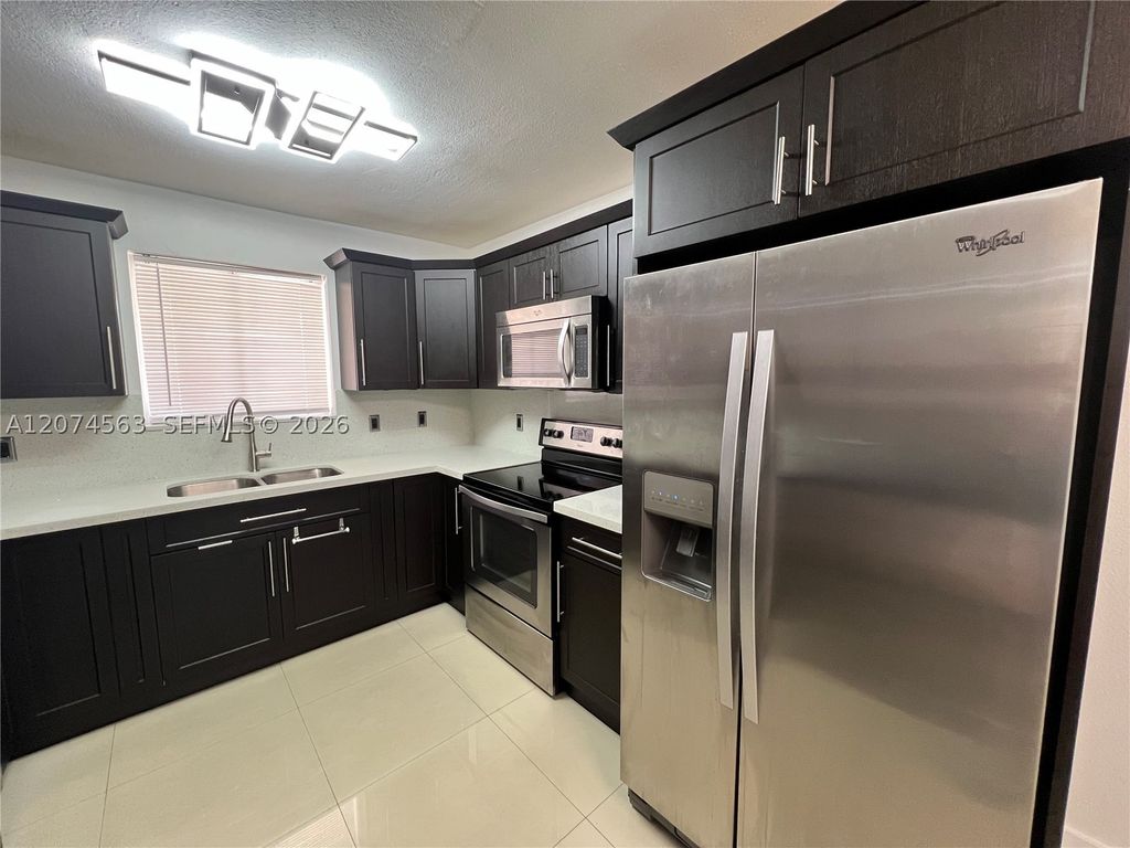 7785 W 30th Ct F-107, Hialeah, FL 33018