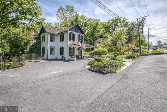 1750 NEW HOLLAND PIKE, Lancaster, PA 17601