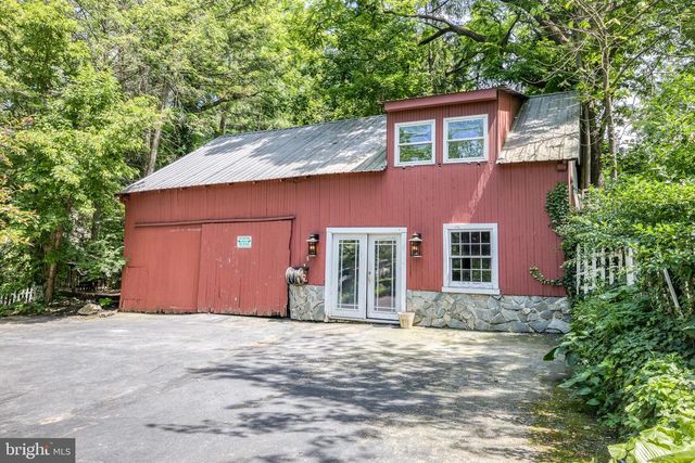 1750 NEW HOLLAND PIKE, Lancaster, PA 17601