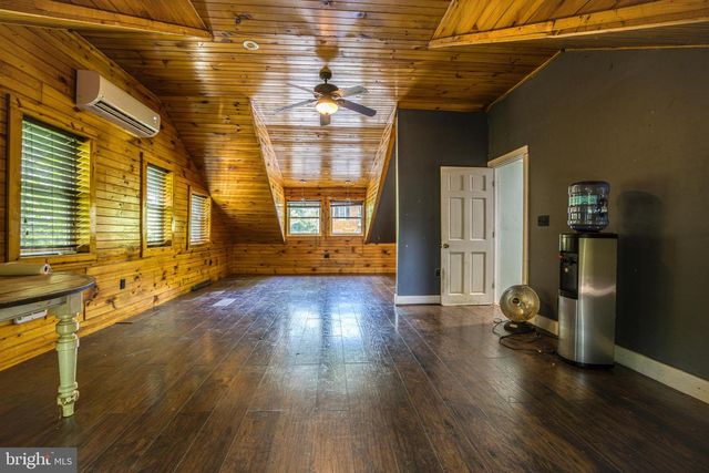 1750 NEW HOLLAND PIKE, Lancaster, PA 17601