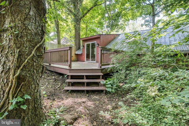 1750 NEW HOLLAND PIKE, Lancaster, PA 17601