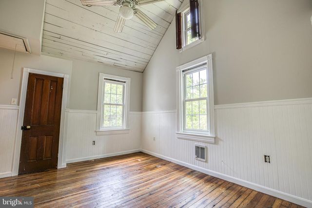 1750 NEW HOLLAND PIKE, Lancaster, PA 17601