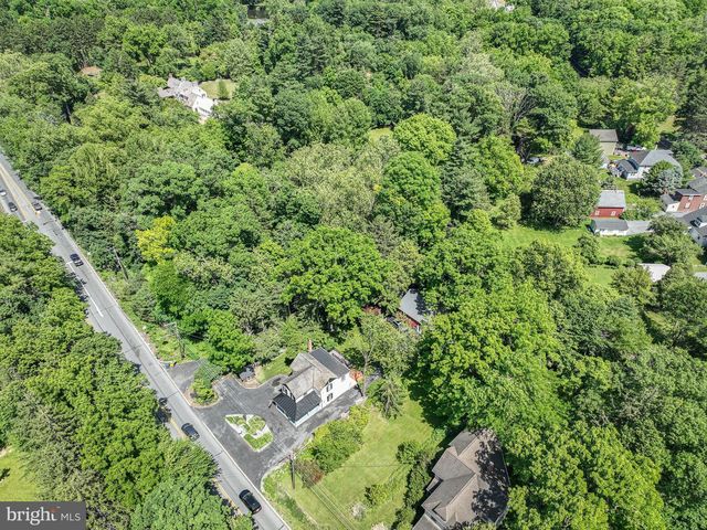 1750 NEW HOLLAND PIKE, Lancaster, PA 17601