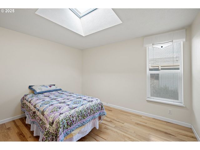 3355 N DELTA Hwy 160, Eugene, OR 97408