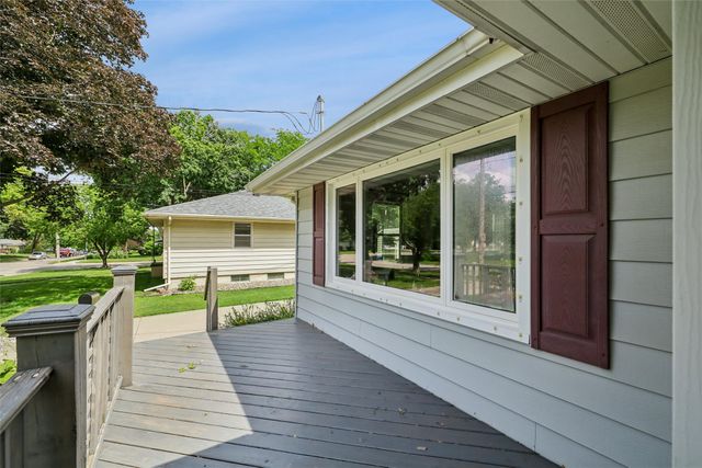 3506 Lindlavista Way, Des Moines, IA 50310