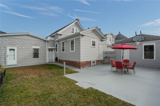 114 Commodore Street, Providence, RI 02904