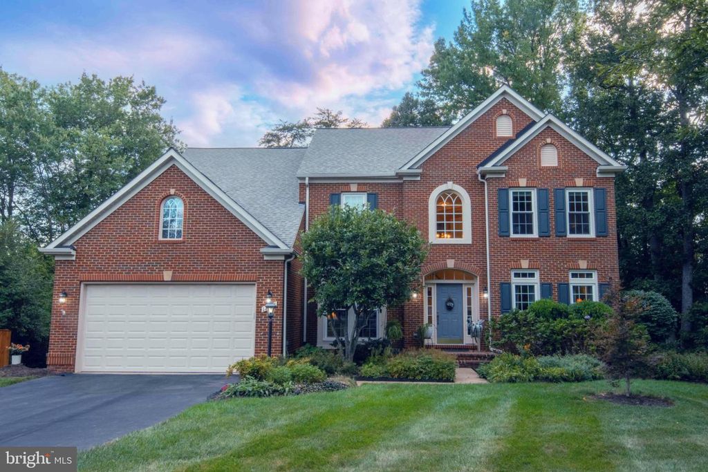 12807 OWENS GLEN DR, Fairfax, VA 22030