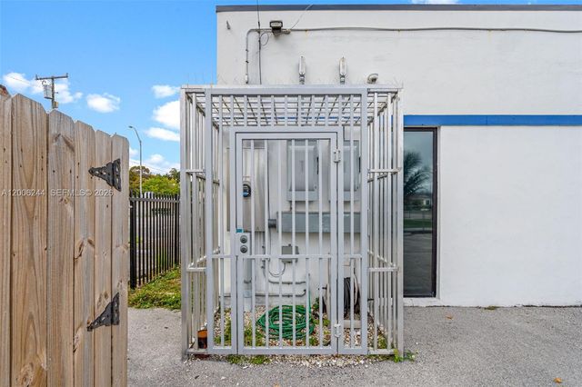 4885 NW 7th Ave, Miami, FL 33127