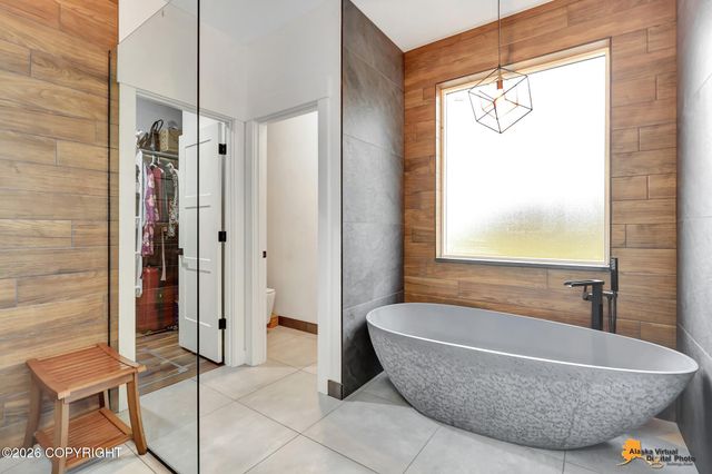 746 W Birdnest Drive, Wasilla, AK 99654