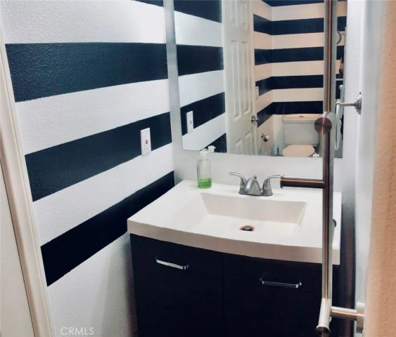 525 N. CHARDONNAY Dr., Covina, CA 91723