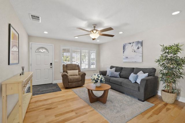 5706 Willkie Pl, Fremont, CA 94538