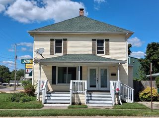 705 Maple Street, Mount Morris, MI 48458