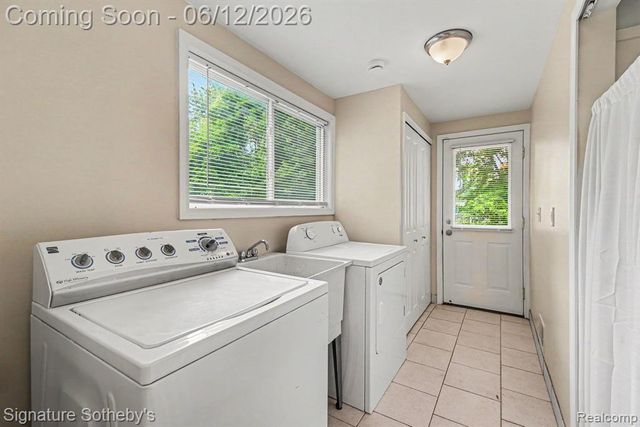 1873 Academy Street, Ferndale, MI 48220