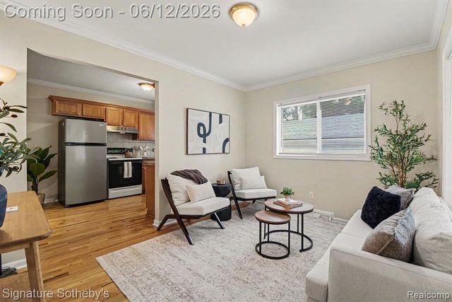 1873 Academy Street, Ferndale, MI 48220