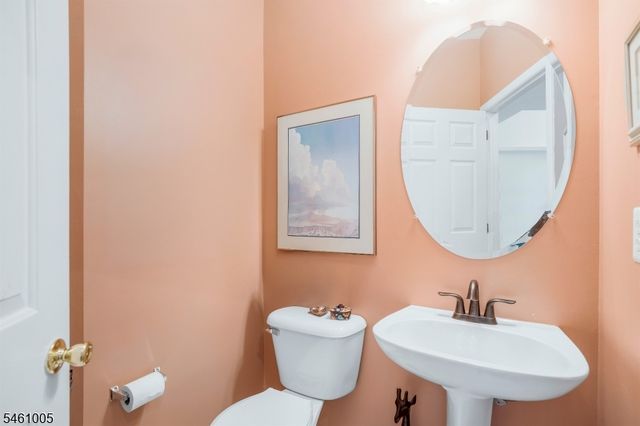 1308 Grandview Ct, Hanover Twp., NJ 07981