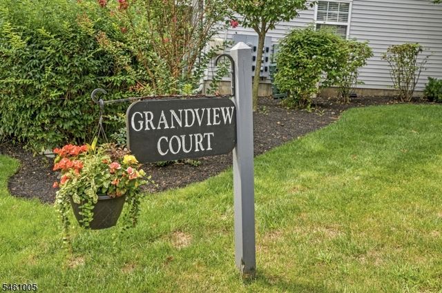 1308 Grandview Ct, Hanover Twp., NJ 07981