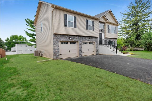 3113 Roosevelt Street, Bethlehem Twp, PA 18020
