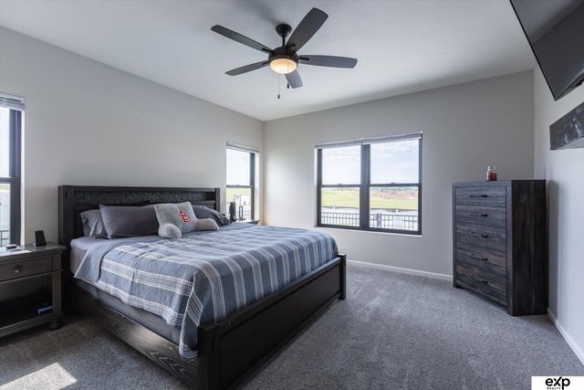 10002 S 191 Avenue, Gretna, NE 68136