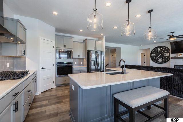 10002 S 191 Avenue, Gretna, NE 68136