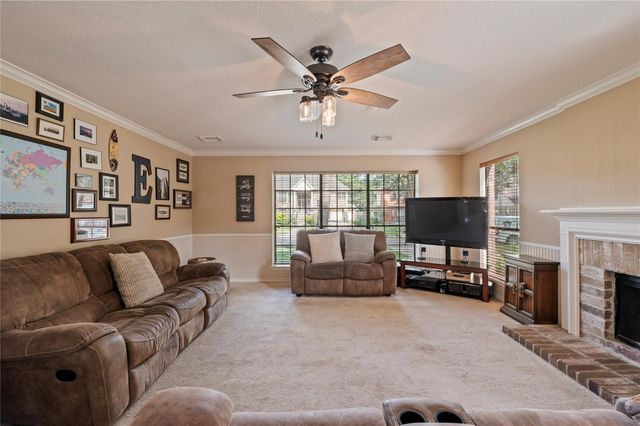 113 Coral Bay Drive, League City, TX 77573