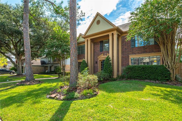 113 Coral Bay Drive, League City, TX 77573