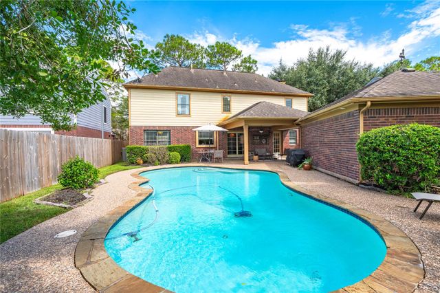 113 Coral Bay Drive, League City, TX 77573