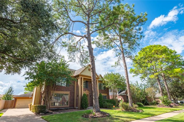 113 Coral Bay Drive, League City, TX 77573