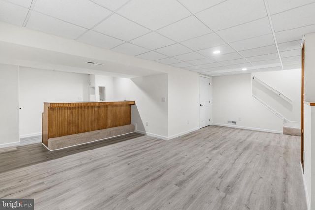 210 W SILVER FOX RD, Newark, DE 19702