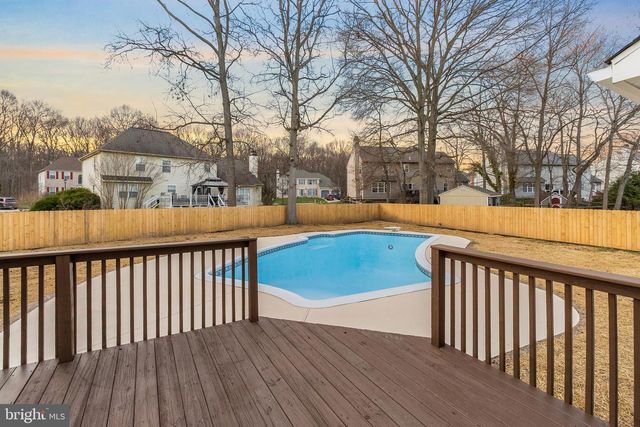 210 W SILVER FOX RD, Newark, DE 19702