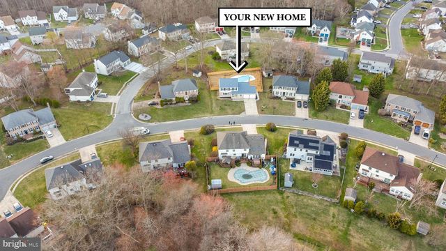 210 W SILVER FOX RD, Newark, DE 19702