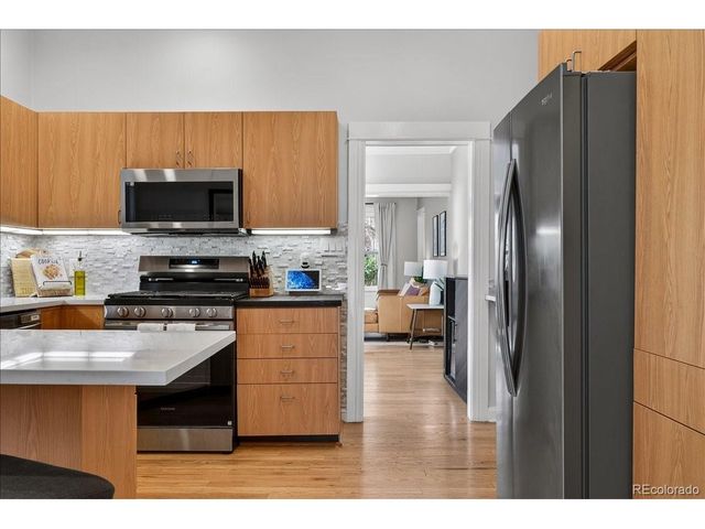 854 S Clarkson St, Denver, CO 80209